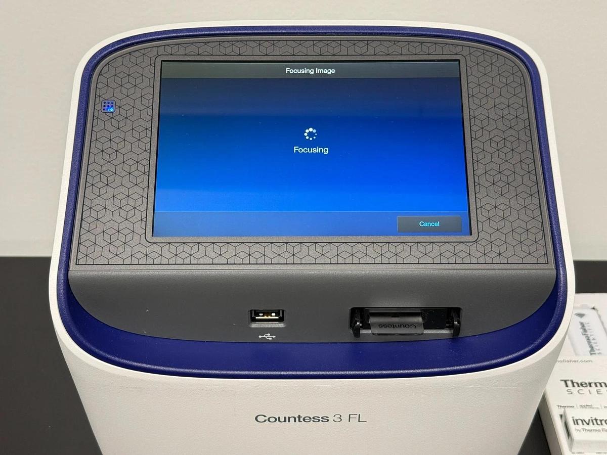 Used Invitrogen Countess 3 FL Automated Cell Counter | GFP & RFP EVOS Light Cubes