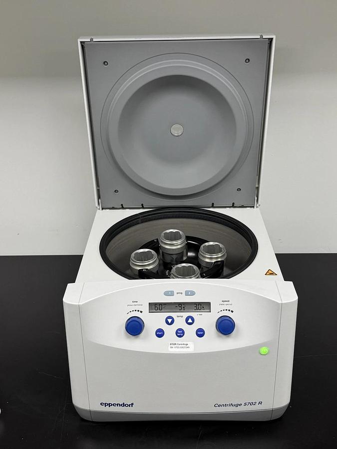 Used Eppendorf 5702R Refrigerated Benchtop Centrifuge |  with A-4-38 rotor kit