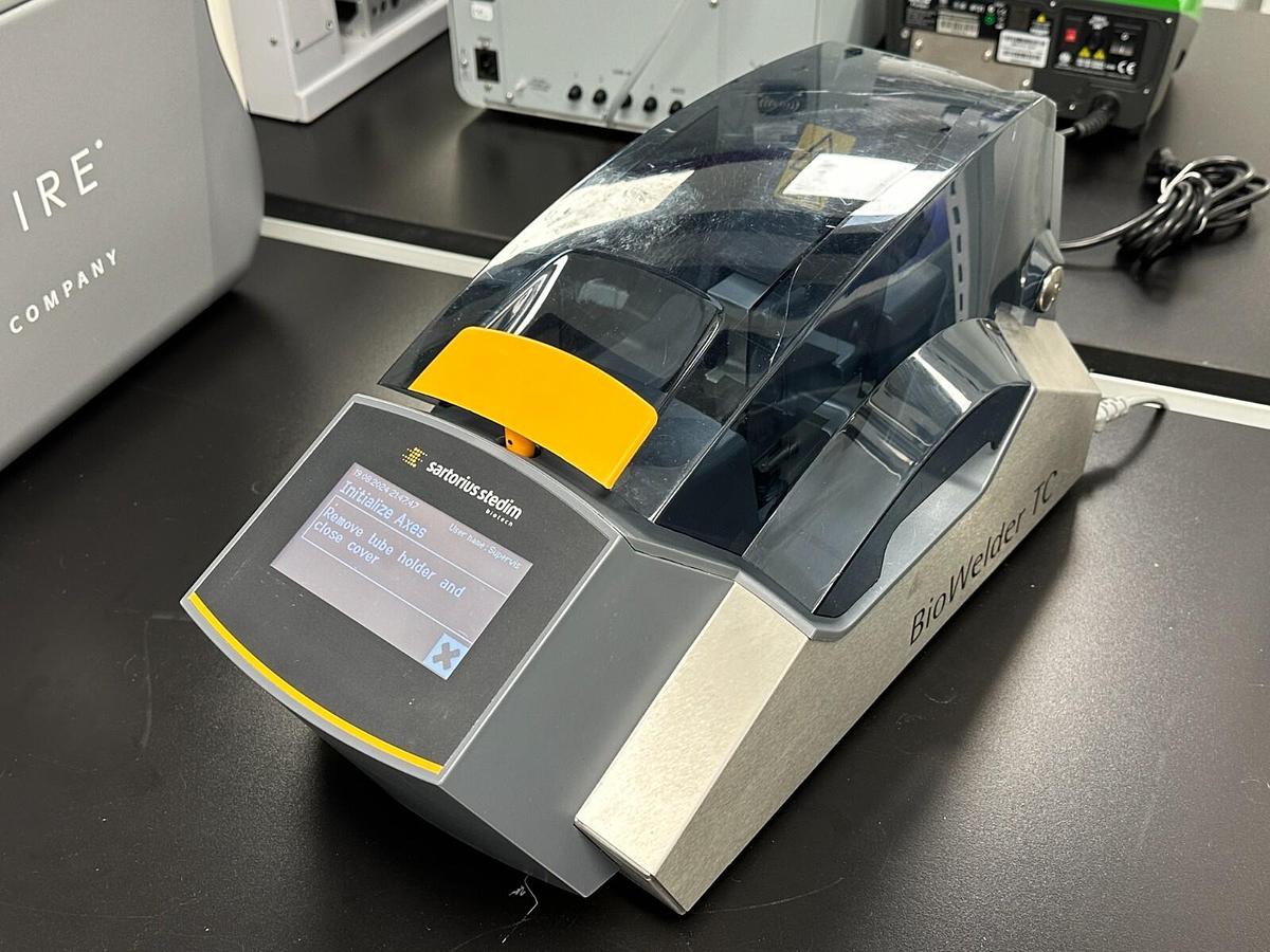 Used Sartorius BioWelder TC Sterile Welding Total Containment Welder Device *LIDcrack