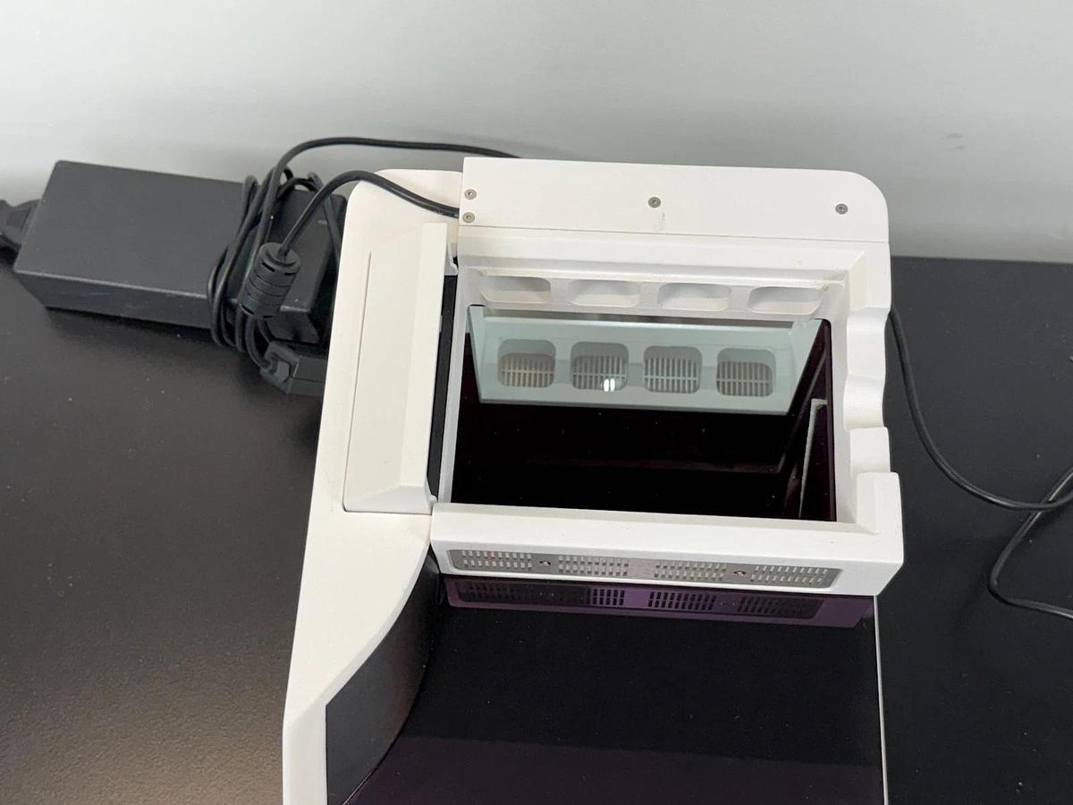 Used Hamilton LabElite 2D 1D Storage I.D. Tube Rack barcode scanner w/ColdScan Attach