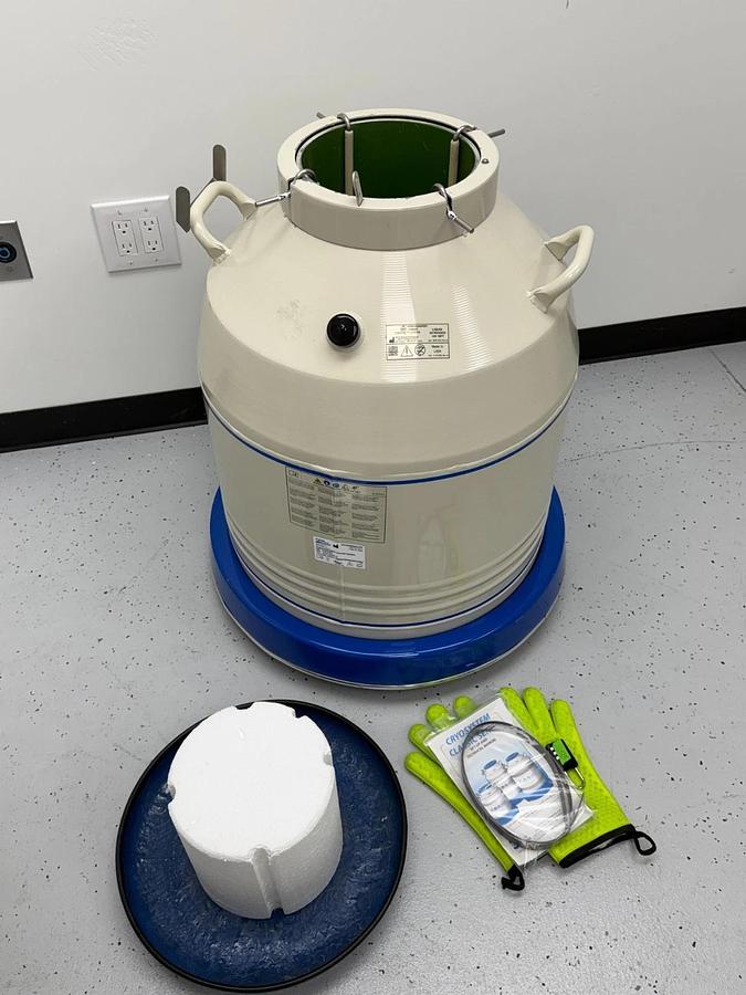 Used CBS Cryosytems Classic 2002 | Cryopreservation Cryogenic Storage Tank System