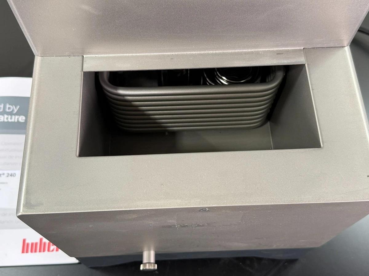 Used Huber Ministat 240 Refrigerated Heating Circulator Bath -45 to 200°C | Pilot ONE