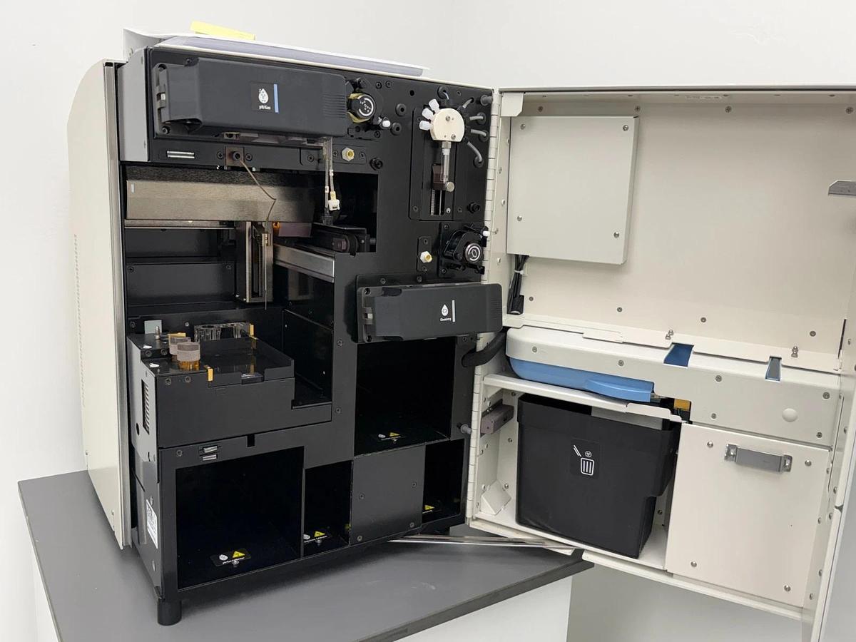Used Nova Biomedical BioProfile FLEX2 Cell Culture Analyzer | 11-Parameter Chemistry