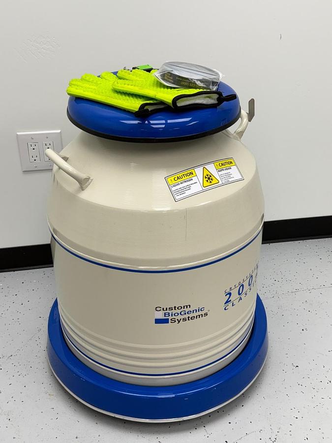 Used CBS Cryosytems Classic 2002 | Cryopreservation Cryogenic Storage Tank System