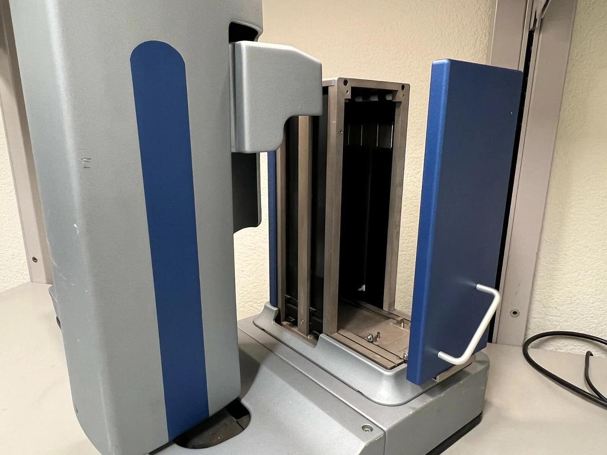 Used Molecular Devices GenePix SL50 4300/4400 Microarray Scanner Slide Loader system
