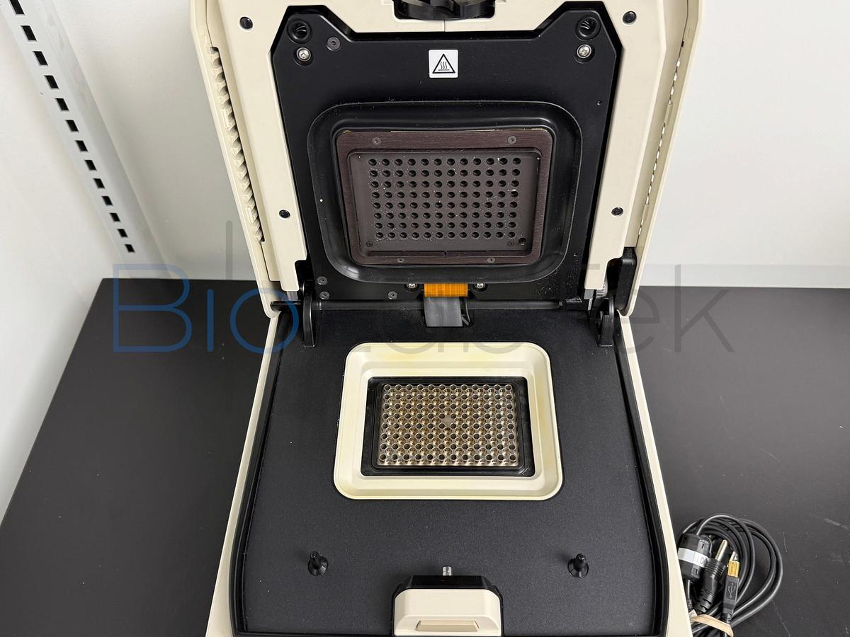 Used Bio-Rad CFX96 Touch Real-Time PCR Detection System | Low Hours