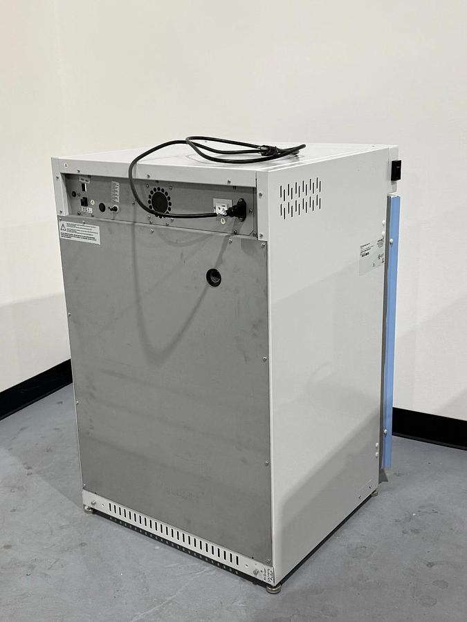 Used VWR Air Jacketed CO2 6.5CF Incubator w/ Sterilization Cycle