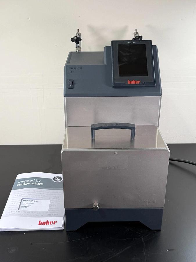 Used Huber Ministat 240 Refrigerated Heating Circulator Bath -45 to 200°C | Pilot ONE