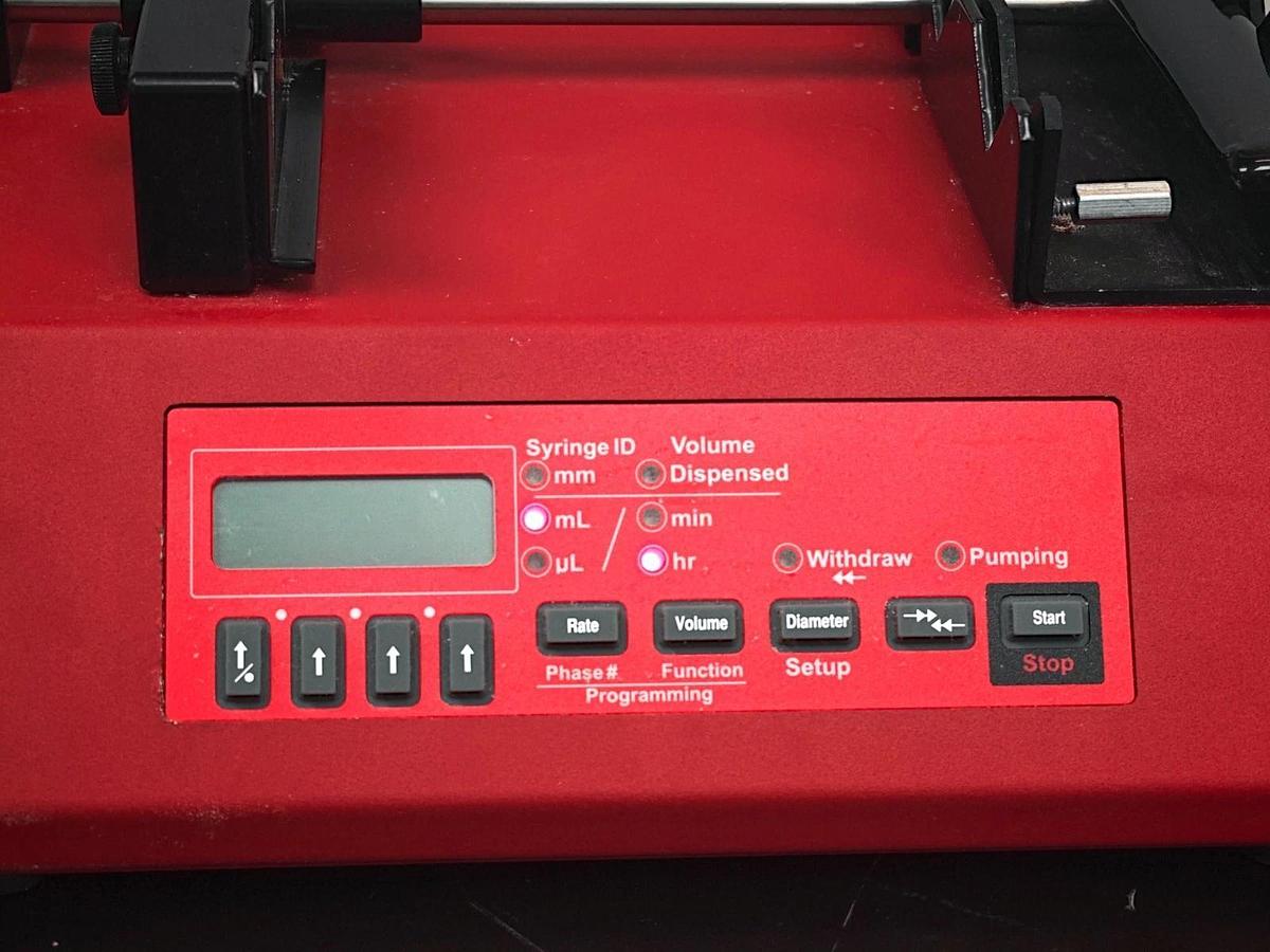 Used NewEra NE-1600 programmable Six-Channel Syringe Pump for infusion withdrawal