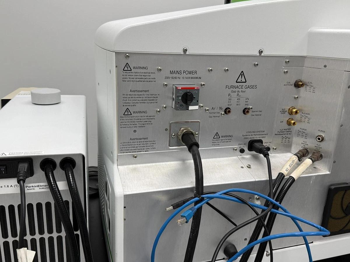 Used PerkinElmer PinAAcle 900T Atomic Absorption Spectrometer