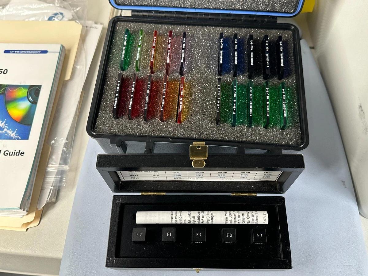 Used Perkin Elmer Lambda 650 UV/Vis Spectrophotometer system with STD/RSA modules