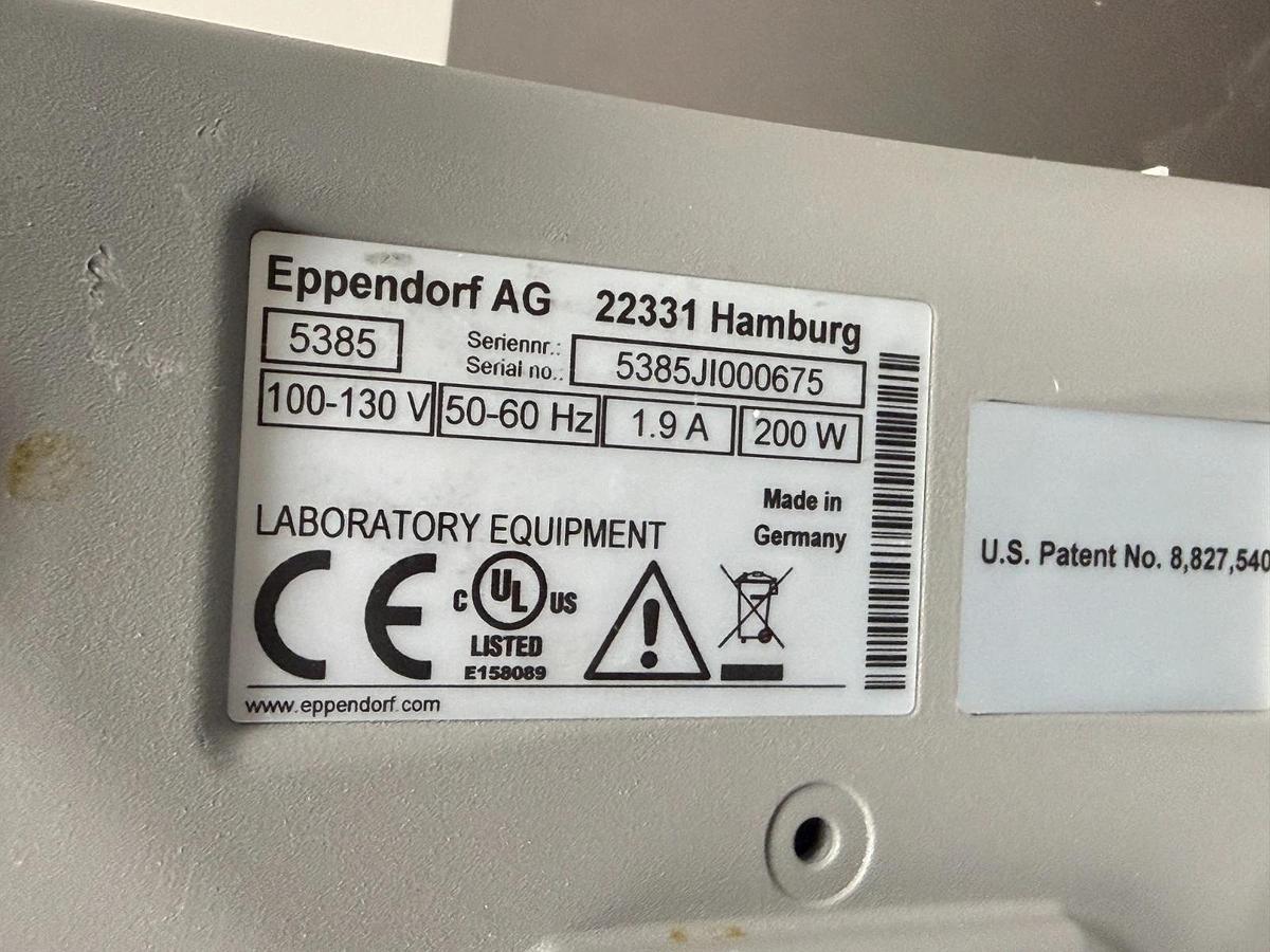 Used Eppendorf ThermoMixer FP 5385 Heating Shaker | with Microplate adapter & lid