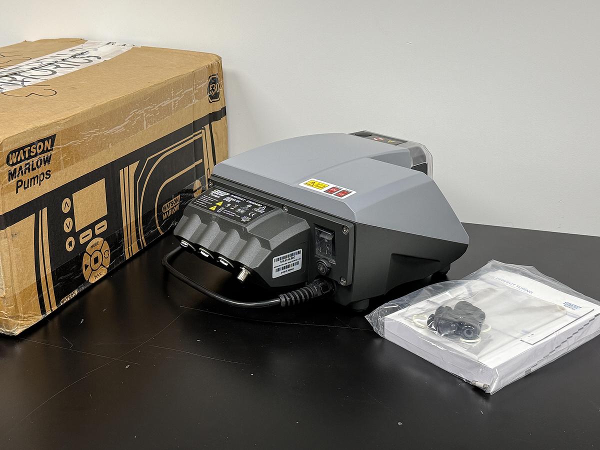 Watson-Marlow 530UN/R2 Cased Peristaltic Pump | 520R2 Head IP66 NEMA 4X