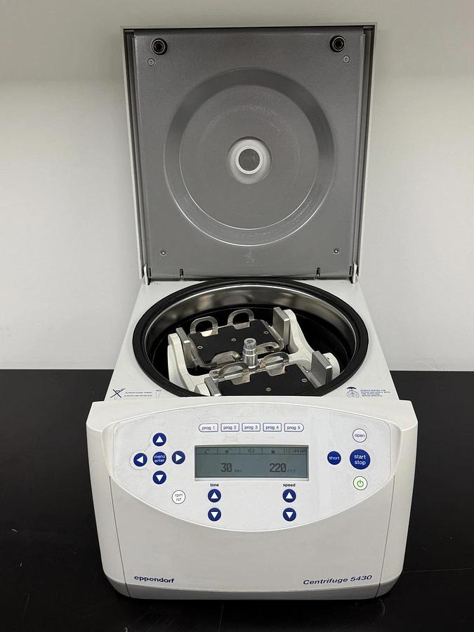 Used Eppendorf 5430 Benchtop High-Speed Centrifuge with A-2-MTP Plate Rotor