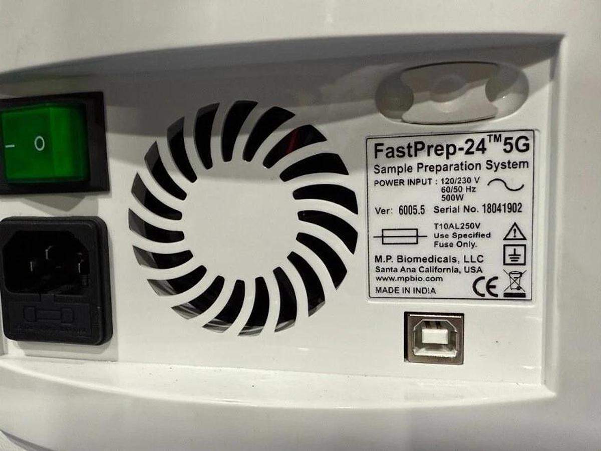 Used MP Biomedicals FastPrep-24 5g bead beating grinder lysis Sample Prep Homogenizer