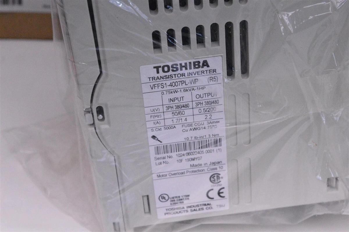 Used Toshiba transistor inverter VFFS1-4007PL-WP 2.2a 1.6kVa 3ph 380/480v