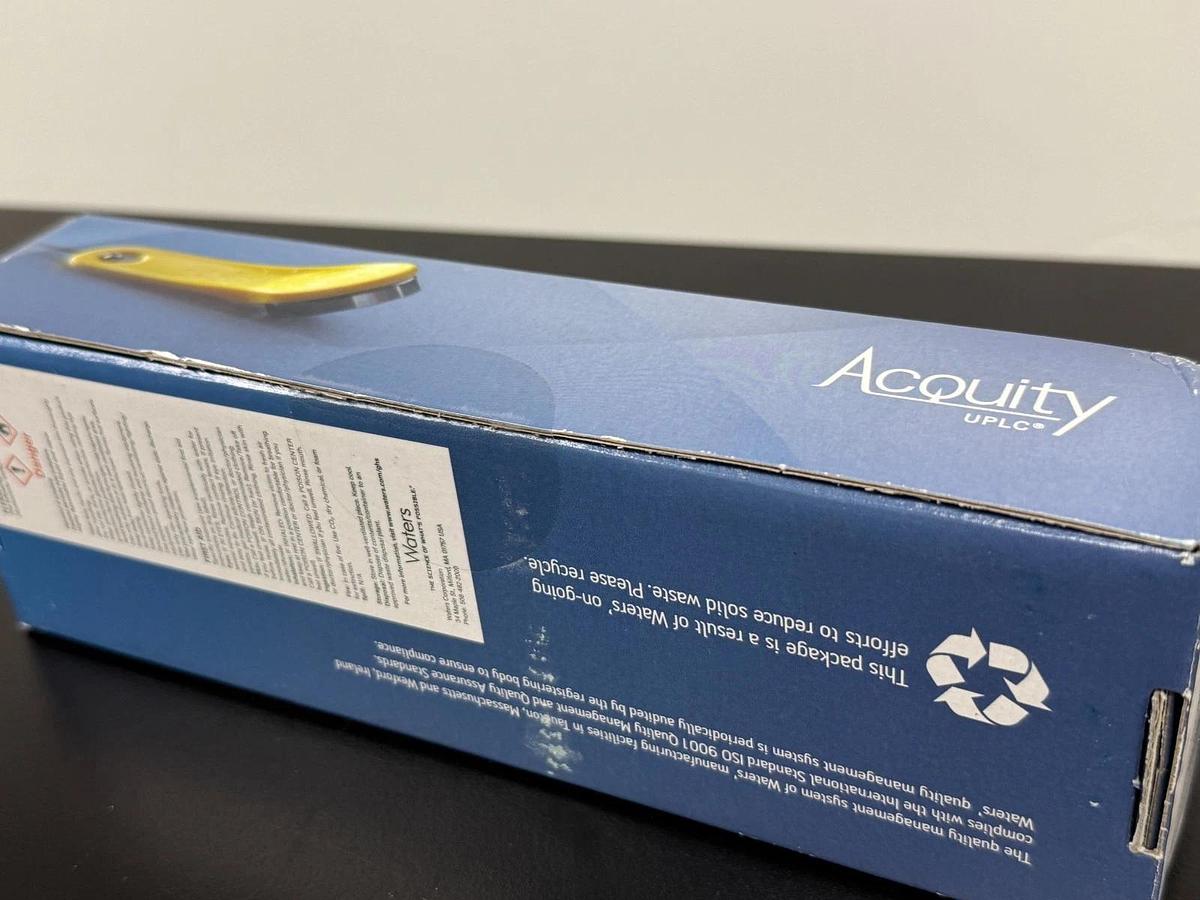 Used New sealed Waters Acquity UHPLC column BEH C18 1.7um 2.1x50mm 186002350