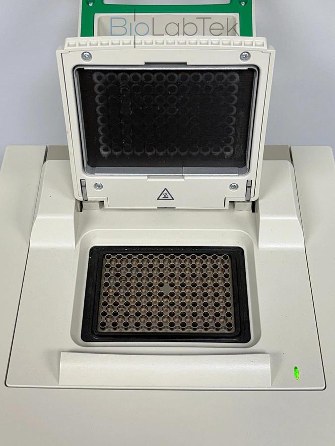 Used Bio-Rad C1000 Touch PCR Gradient Thermal Cycler with 96 well Fast module block