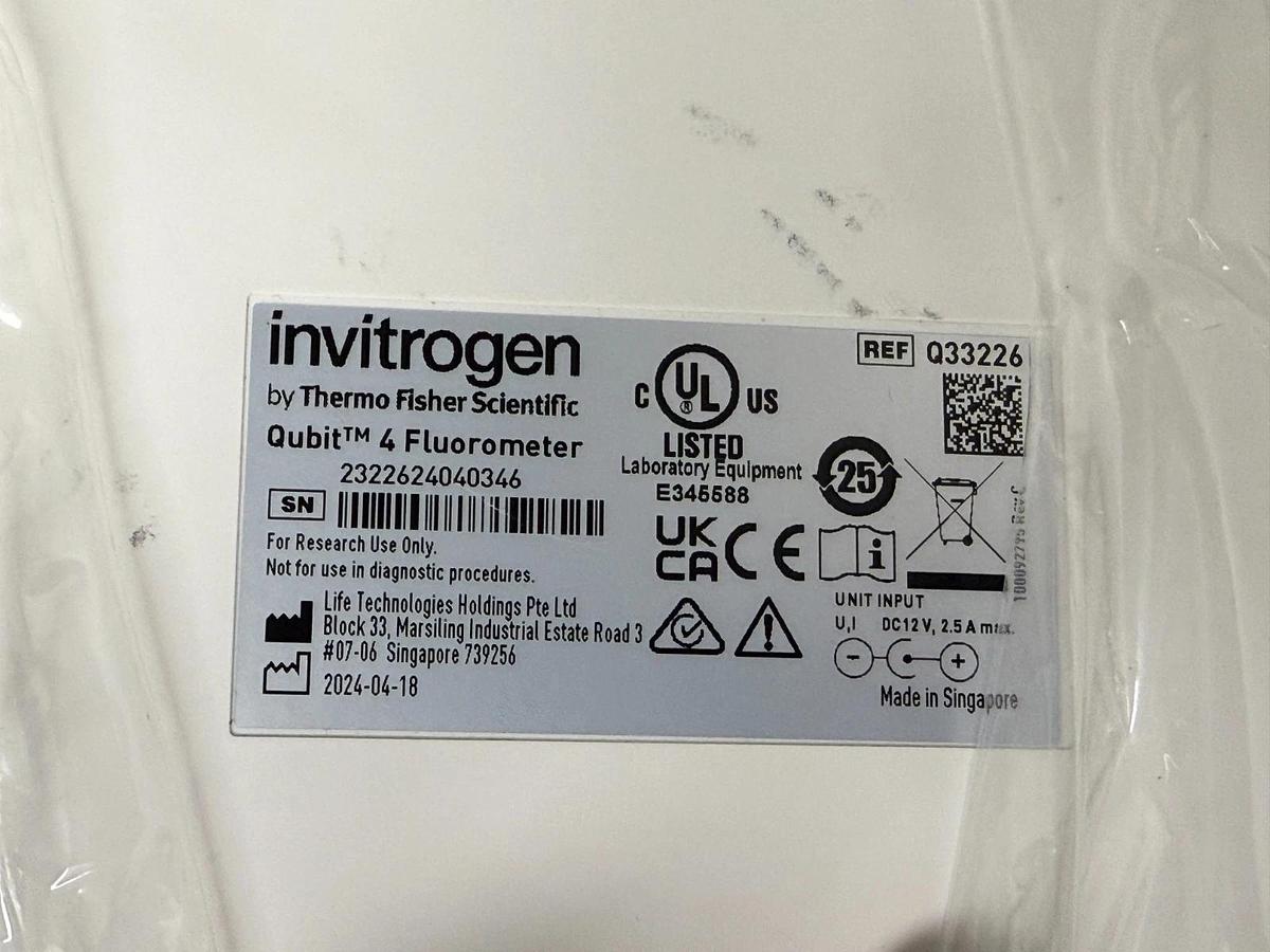 Used Thermo Invitrogen Qubit 4 DNA RNA Oligo Ion Protein Fluorometer