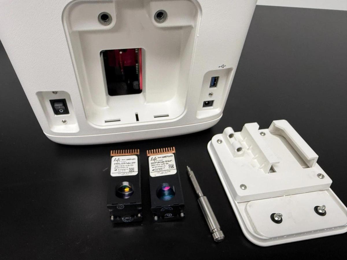 Used Invitrogen Countess 3 FL Automated Cell Counter | GFP & TX Red EVOS Light Cubes