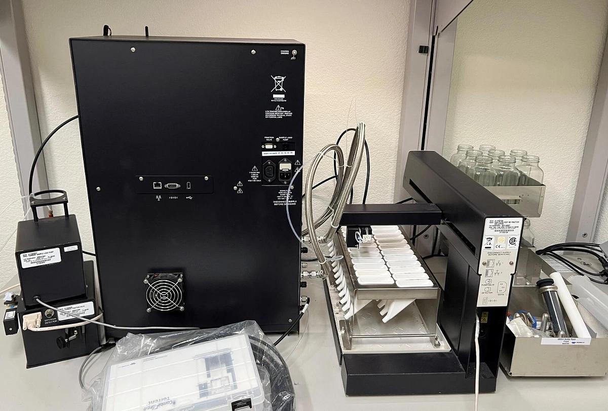 Used Teledyne CombiFlash Torrent Purification System +sample collector load frac pump