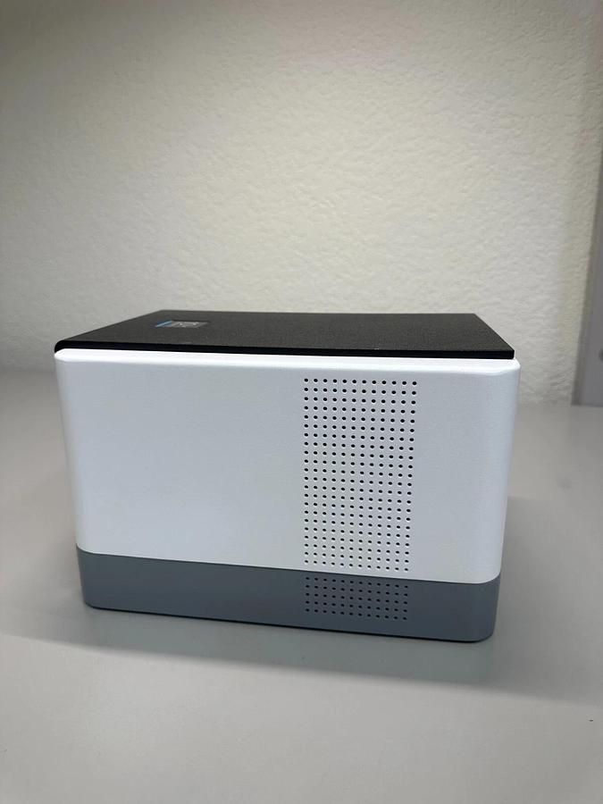 Used 10X Genomics Chromium Controller GCG-SR-1 year 2021