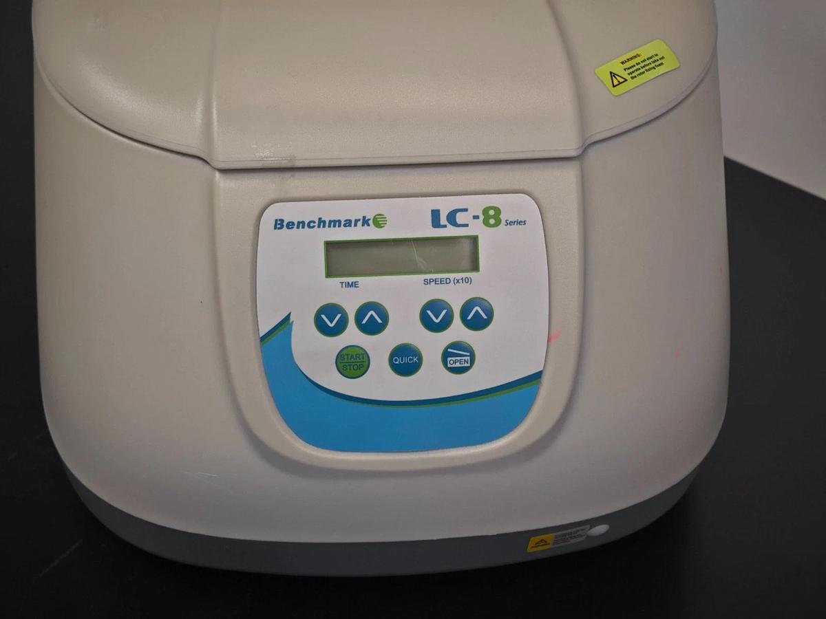 Used Benchmark LC-8 C3100 Lab Centrifuge 8x15ml Rotor | Digital speed up to 5,000 rpm