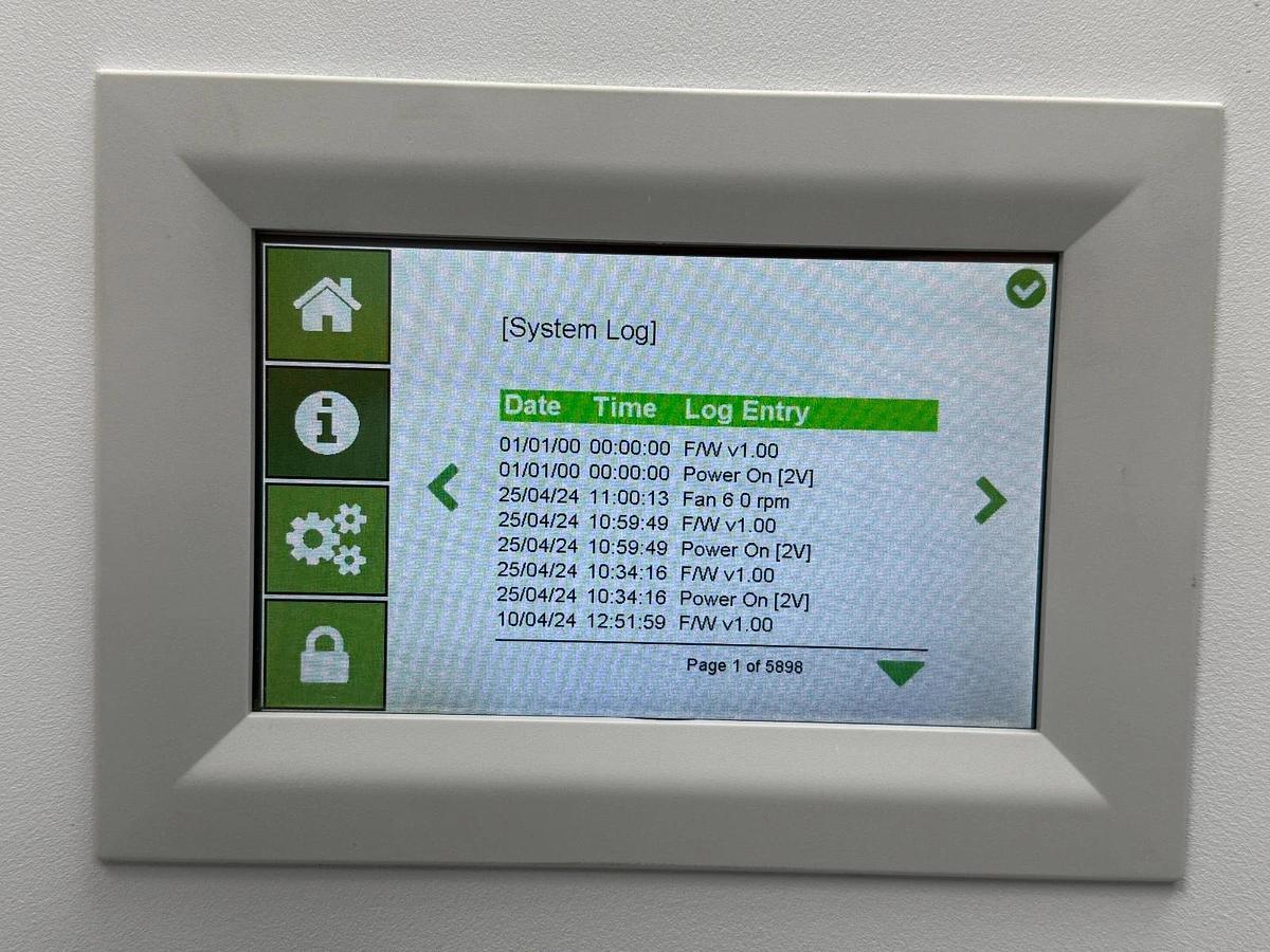Used Peak Scientific Genius XE70 XE Mass Spectometer lab Nitrogen gas generator 70L