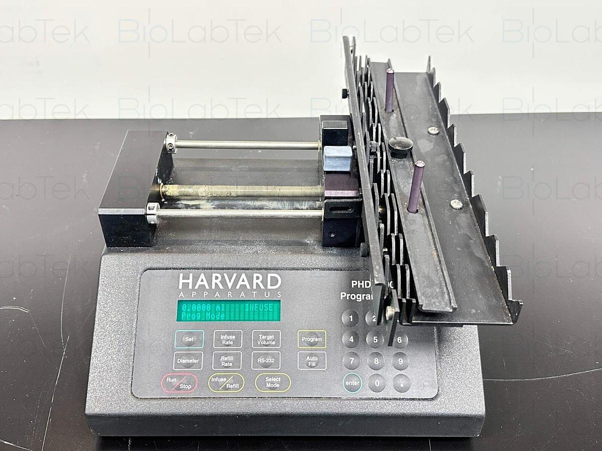 Used Harvard Apparatus PHD 2000 Infuse/Withdraw lab Programmable syringe pump