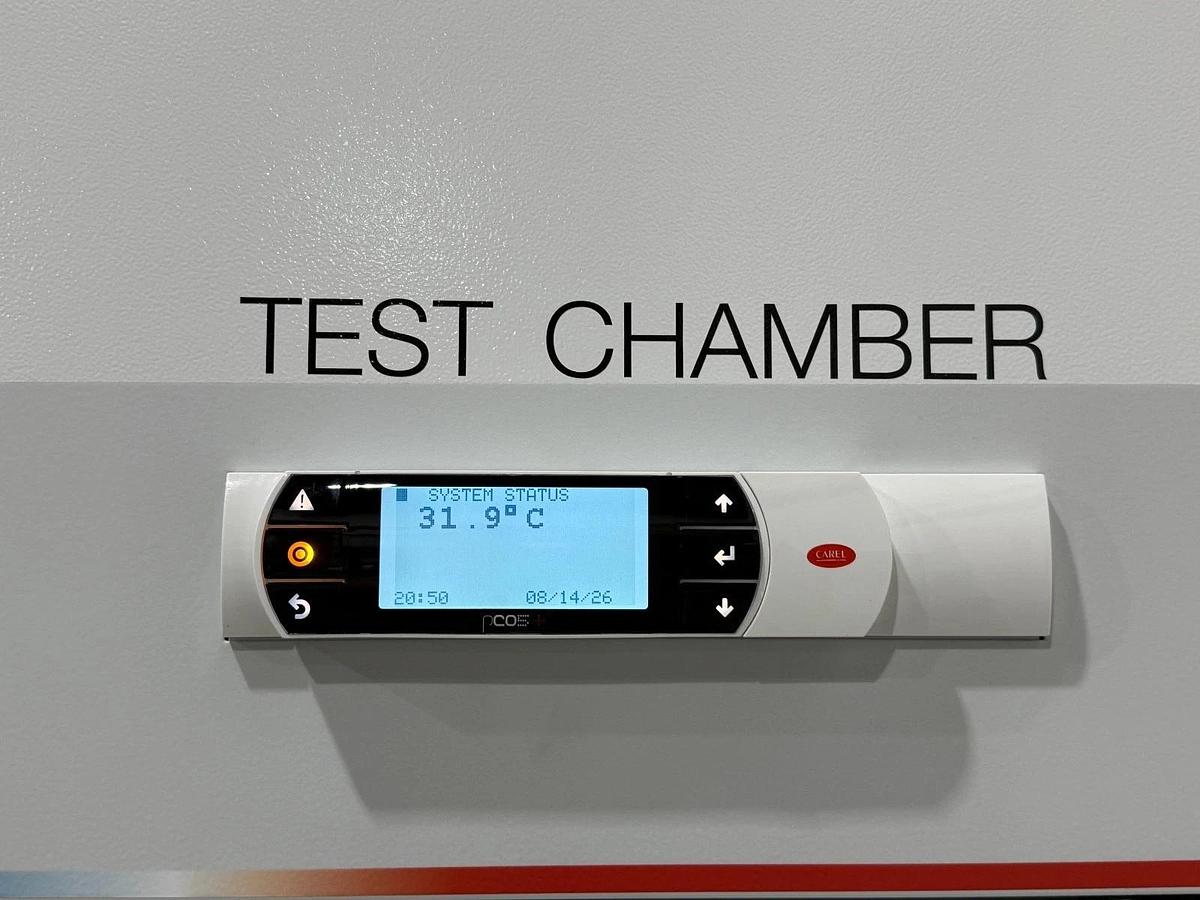 Used Corepoint Temperature Humidity Stability Refr Incubator Chamber | 23cu/Ft 4-70°C