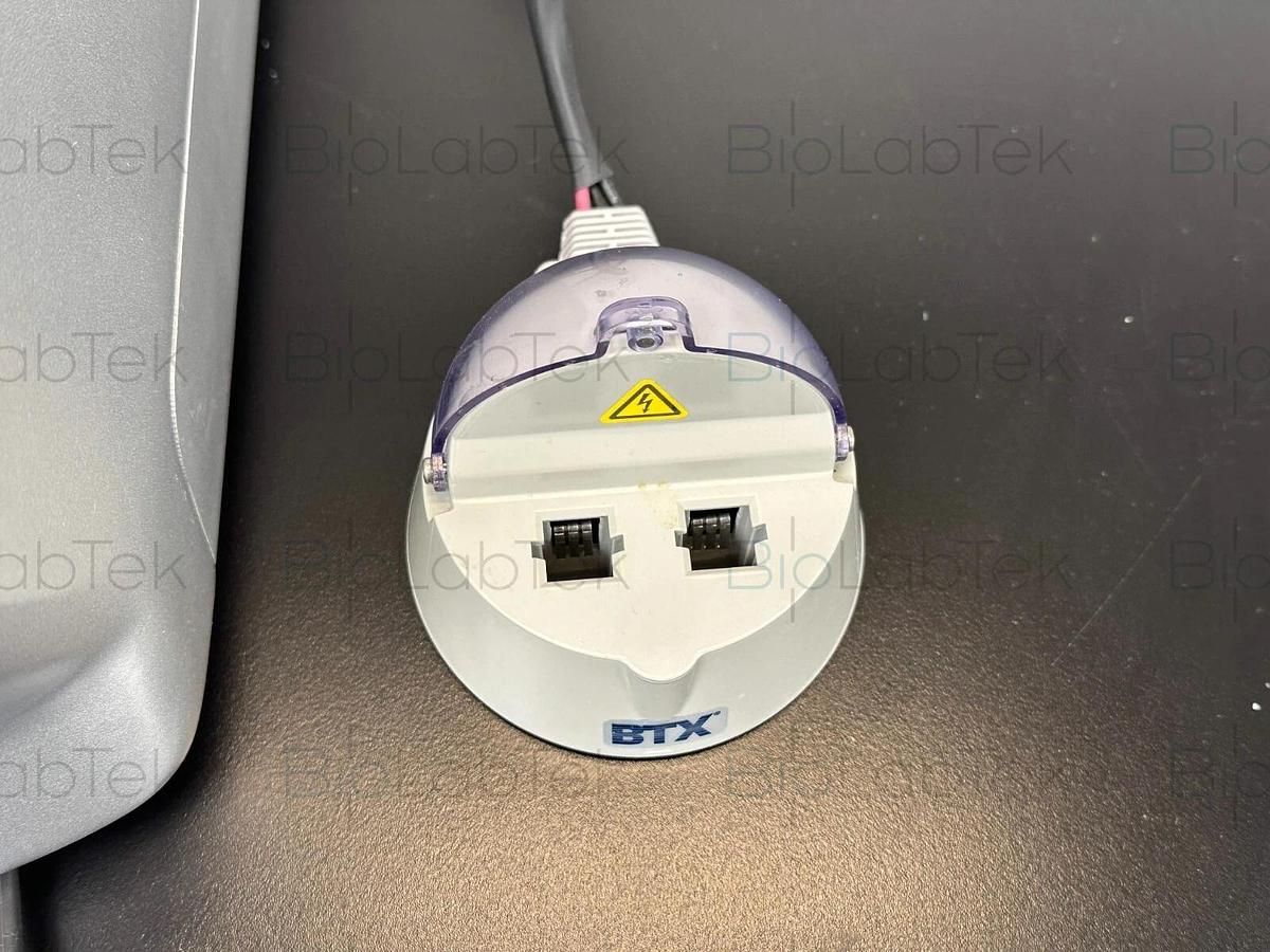 Used BTX Gemini SC2 Twin Wave Electroporator with safety dome