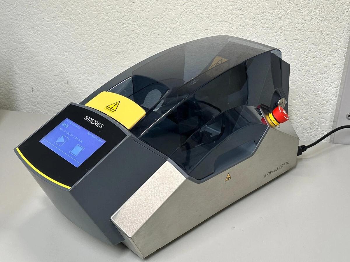 Used Sartorius BioWelder TC Sterile Welding Total Containment Welder Device