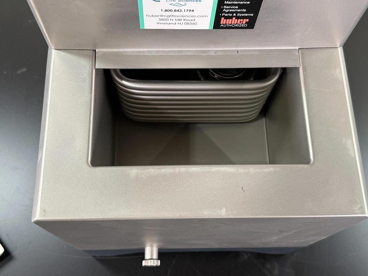 Used Huber Ministat 230 Refrigerated Heating Circulator | Pilot ONE, -40 to 200°C