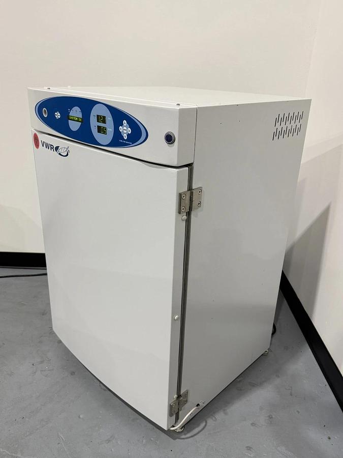 Used VWR Air Jacketed CO2 6.5CF Incubator w/ Sterilization Cycle