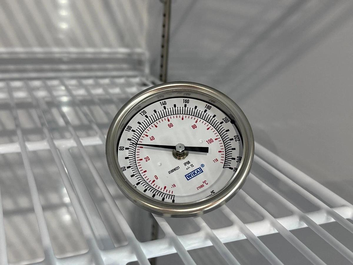 Used VWR HC-SLS-23 Laboratory Refrigerator 23 Cu Ft | Upright Solid Door 1°C to 10°C