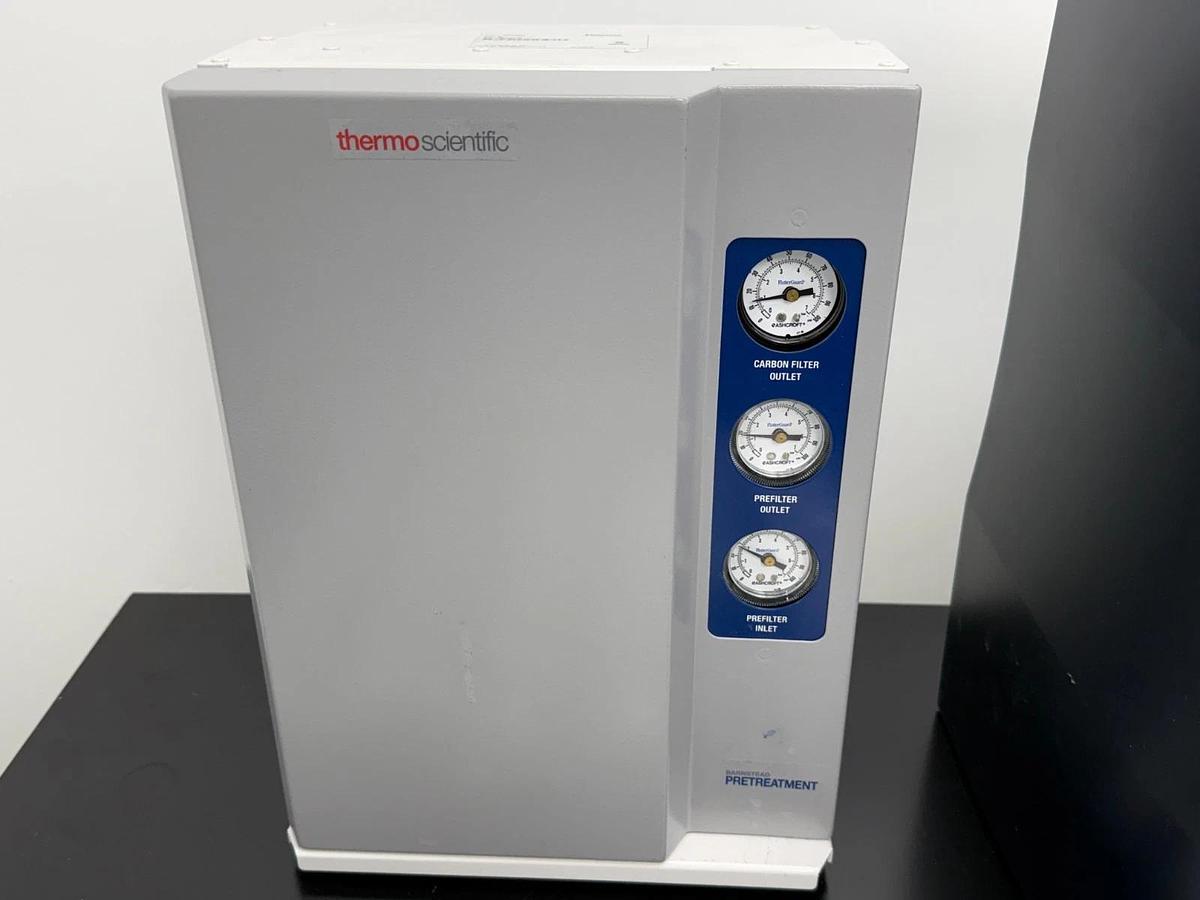 Used Thermo Scientific Barnstead Smart2Pure Pro 16 UV/UF Water Purification System