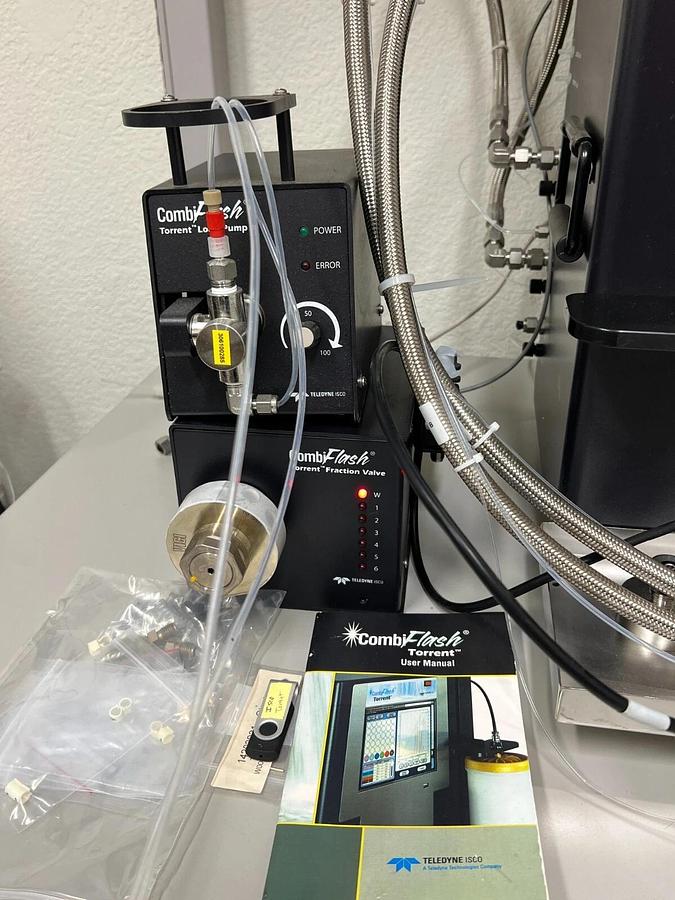 Used Teledyne CombiFlash Torrent Purification System +sample collector load frac pump