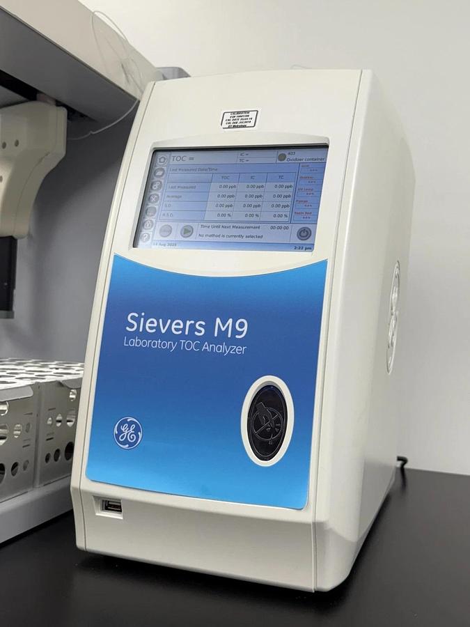 Used Veolia Suez GE Sievers M9 Lab TOC Analyzer with autosampler