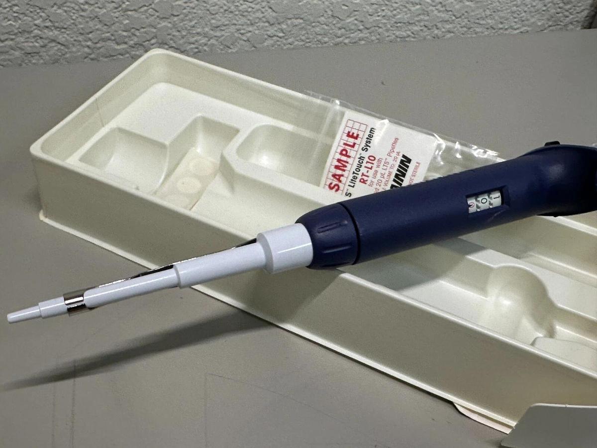 Used New Rainin Pipet Lite LTS L-10 manual 0.5-10ul pipette