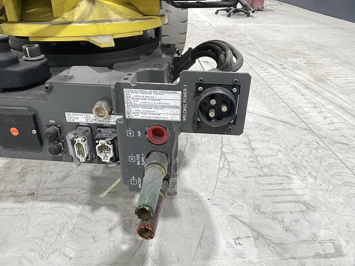Used FANUC R2000IB/210F 6 AXIS ROBOT WITH R30iA CONTROLLER
