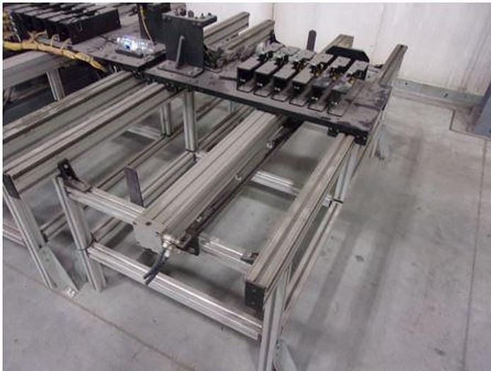 Used YASKAWA  YASKAWA  EA1900N MULTI-ARM WELDING CELL, HUGE, BARELY USED (100 hours)