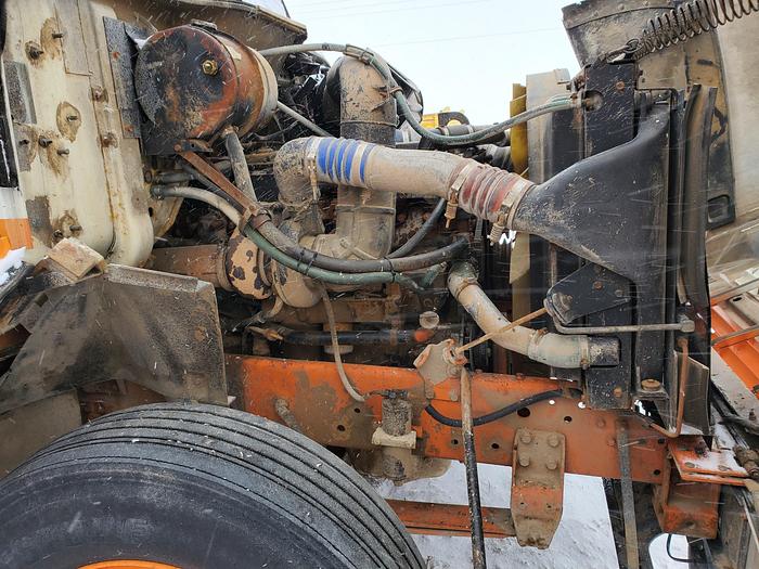 Used 1994 International 8200 SA Truck