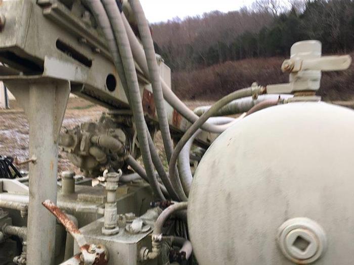 Used 1986 Ingersoll-Rand CM 351 Drill Rig Crawlair