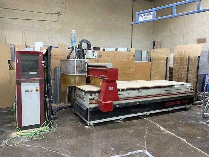 Cosmec Conquest 255 CNC Router