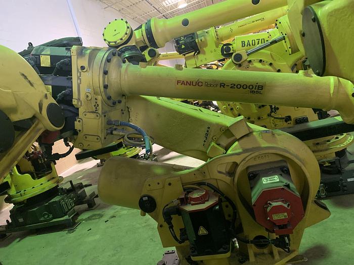 Used 2014 FANUC R2000IB/185L 6 AXIS ROBOT 3,060 mm X 185 kg WITH R30iA CONTROLLER