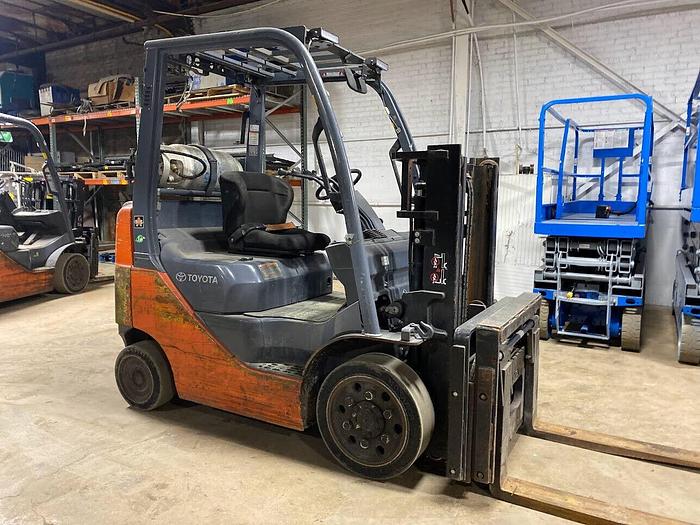 Used 2011 TOYOTA 8FGCU20