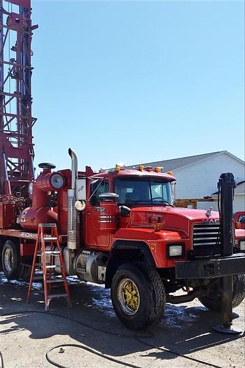 Used 1998 Reichdrill T690 Drill Rig