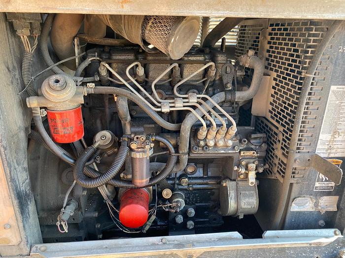 Used 2011 Lincoln Welder