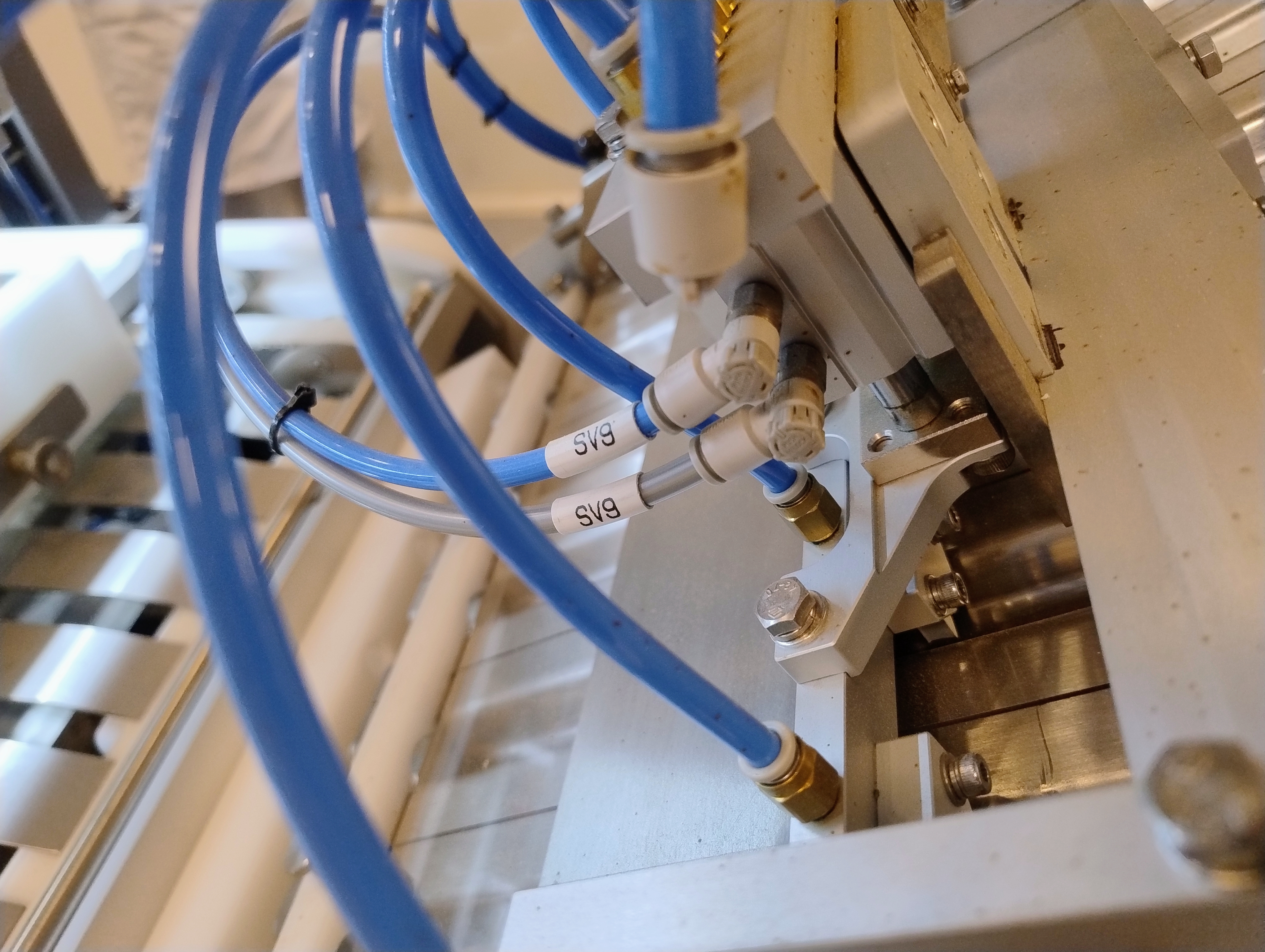 Used JuanaRoll 8 Channel Pre-Rolling Machine
