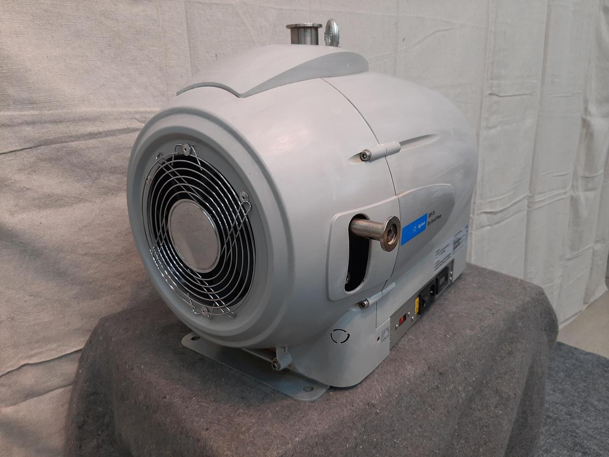 Used Across International 16 Cu Ft Vacuum Oven with Agilent Dry Scroll Pump